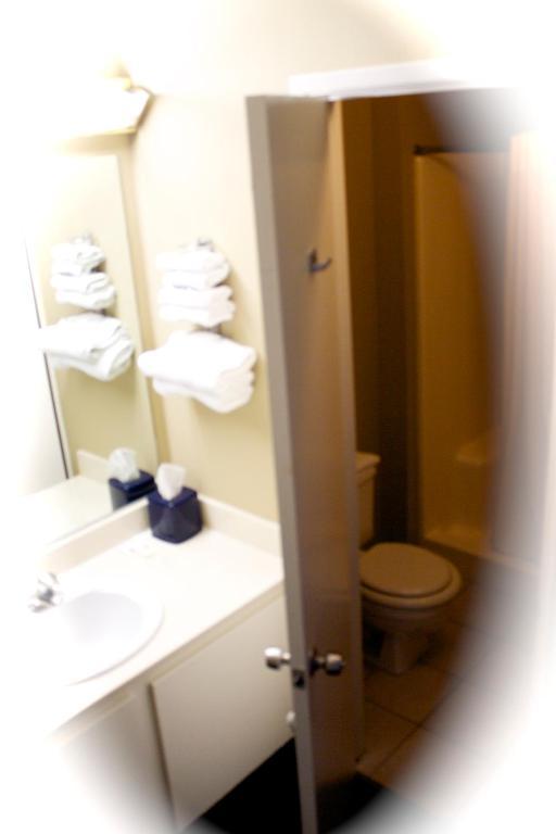 Holland Inn And Suites Taft Szoba fotó