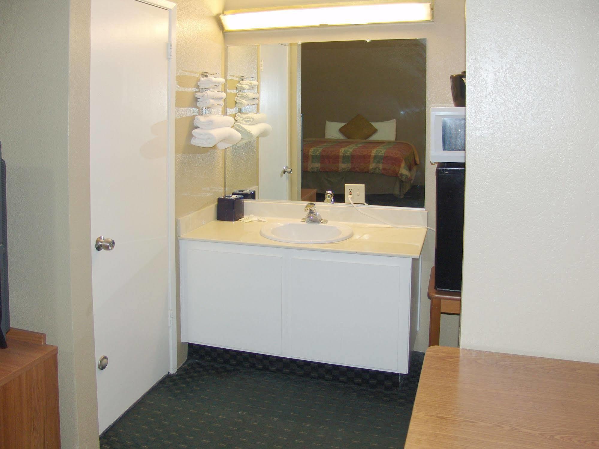 Holland Inn And Suites Taft Kültér fotó